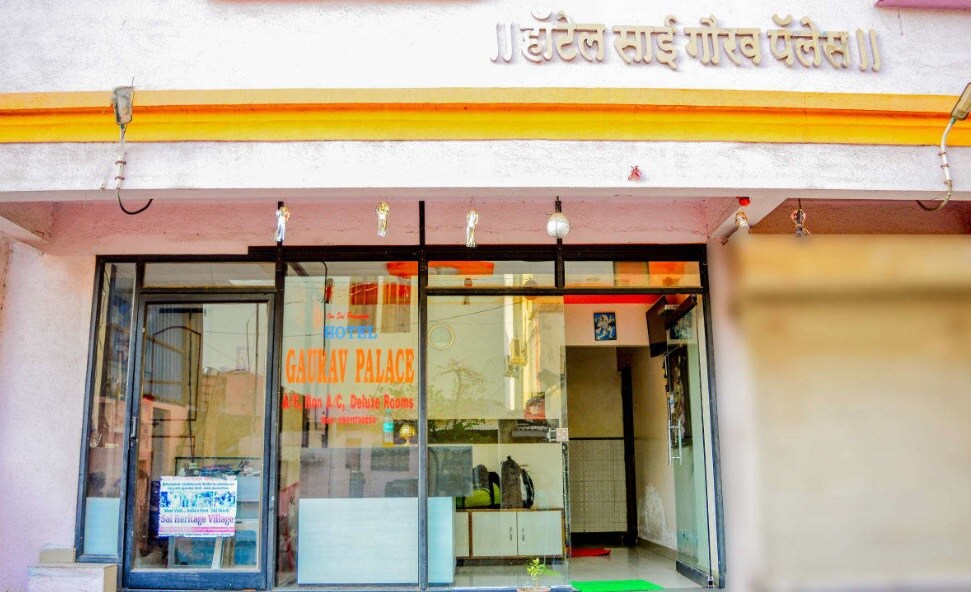 Hotel Sai Gaurav Palace