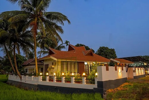 Breeze and Grains Resort