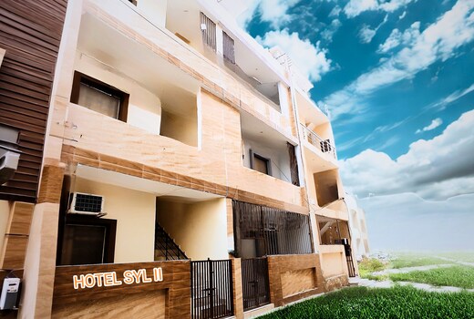 HOTEL SYL II