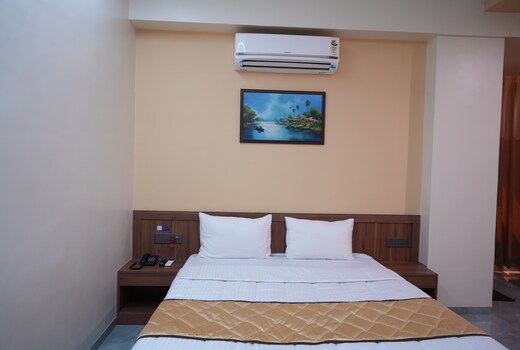 HOTEL KRUSHNA IMPERIAL