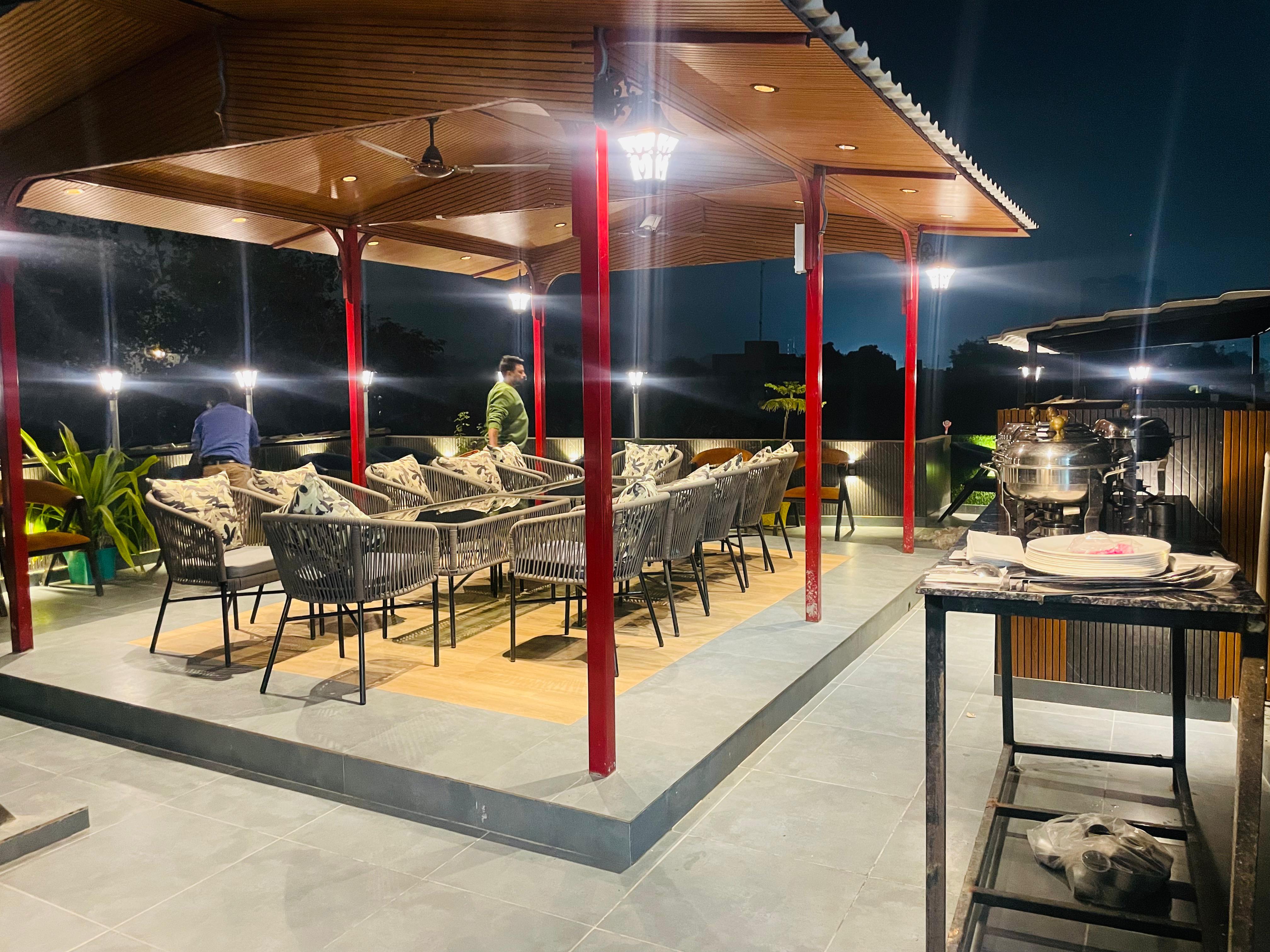 Hotel Le grand Roof Top restaurant -Walk -in from Rk Ashram metro Station