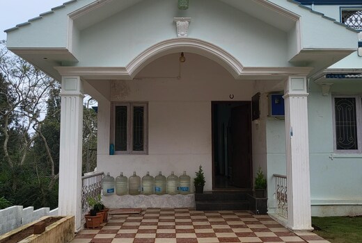 Tito's - Serene Homestay