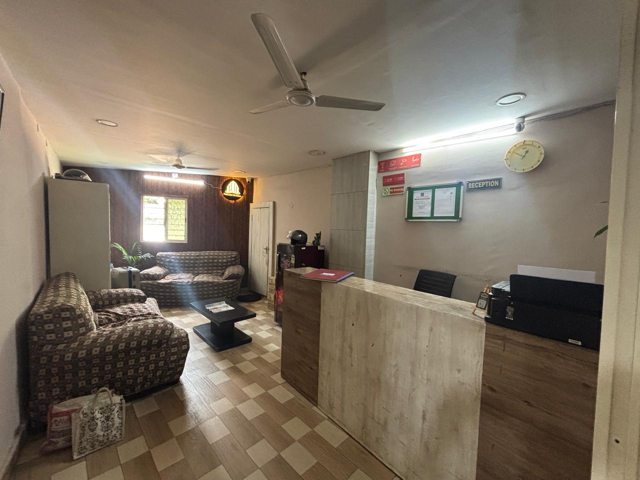 Tuk Tuk Palace