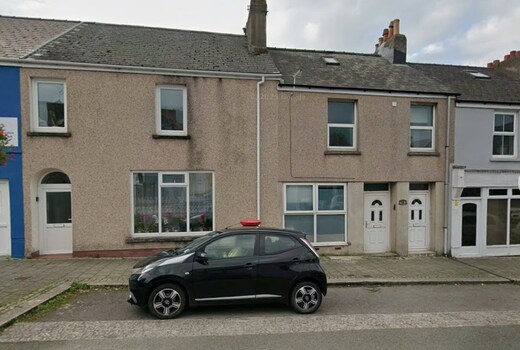 OYO Welsh Holiday Accommodation - Modern Stay