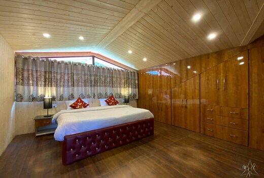 The Cloud House By The Riff's Abbey