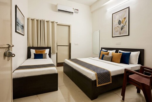 Shri Hit Residency