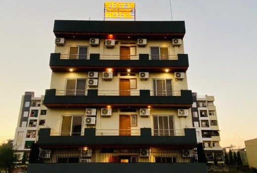 Avanse Millora Stay10 Parallel Nepania, Indore