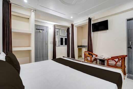 Hotel O Jagdamba Homestay Hotel & Guest House