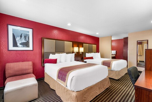 Best Western Plus Yosemite Way Station