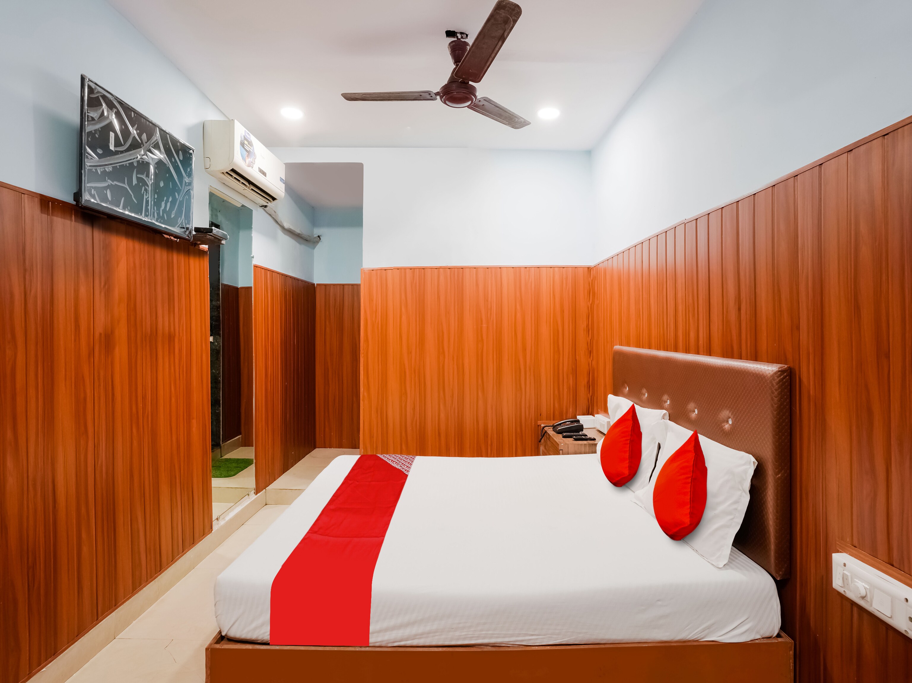 Collection O Chena Creek Godbandar Formerly Hotel Spotlight