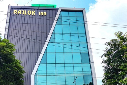 Rajlok Inn