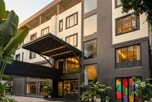 Wellesley Hotel