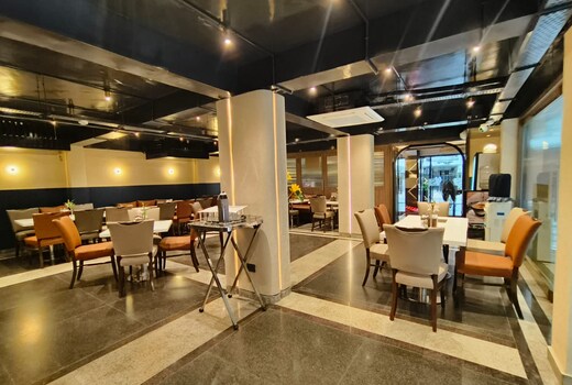 HOTEL SUDESH TOWER