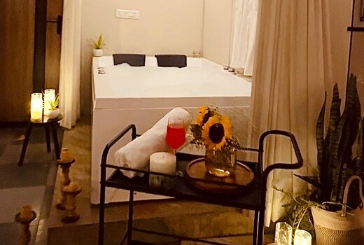 Ch rie Bliss Loft Rooftop Jacuzzi Movie Nights
