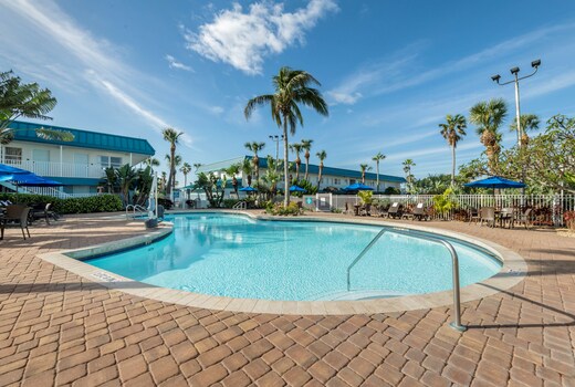 Best Western Cocoa Beach Hotel & Suites