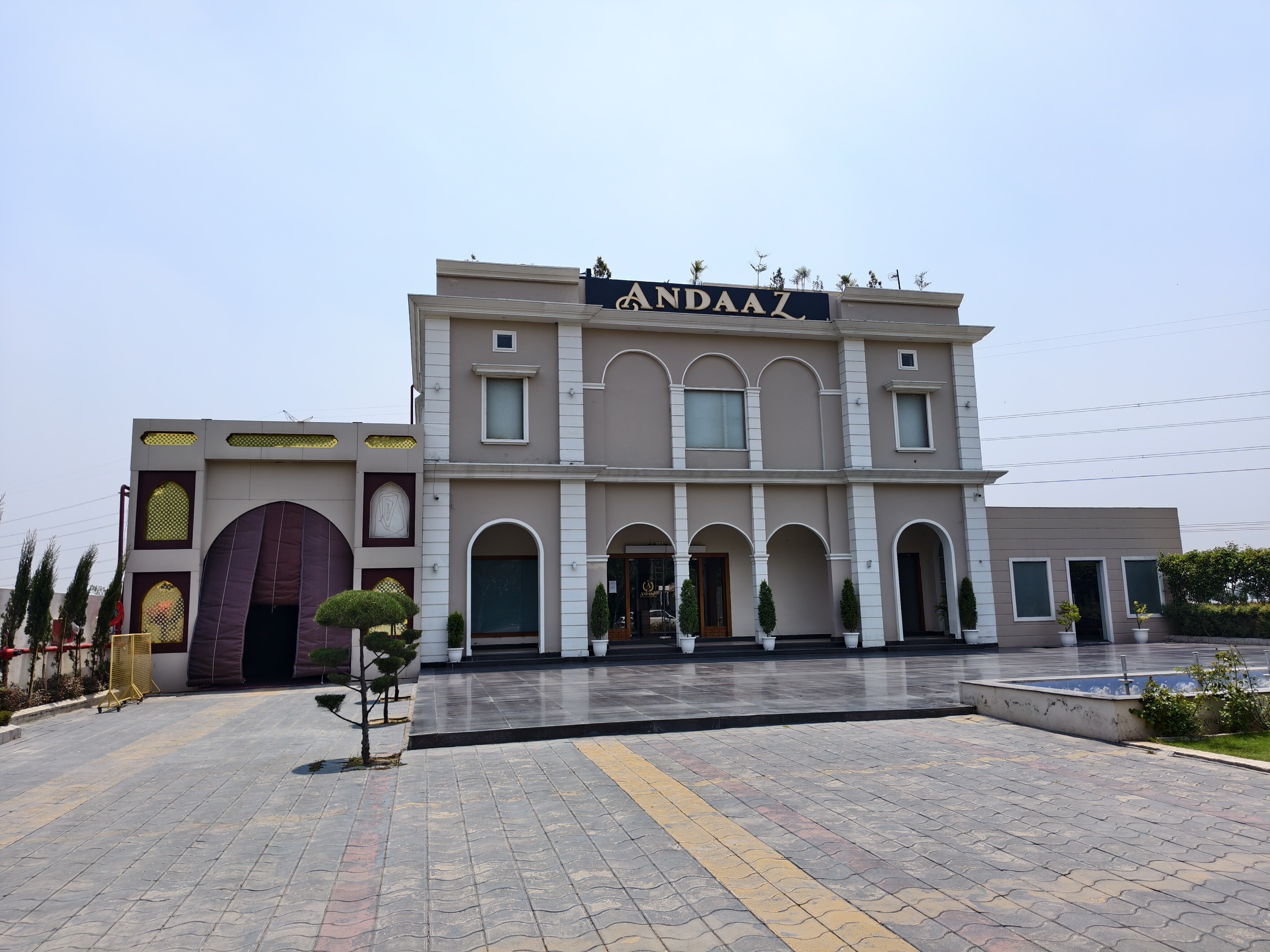 Main gallery