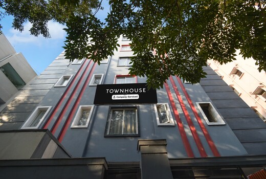 Super Townhouse SR Nagar Metro Station Hyderabad