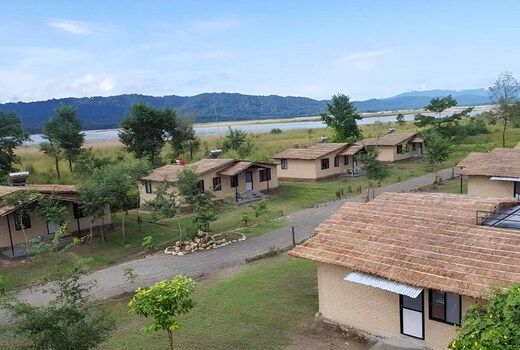Nana Jungle Resort Near Chitwan National Park