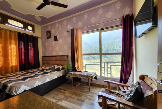 River view home stay