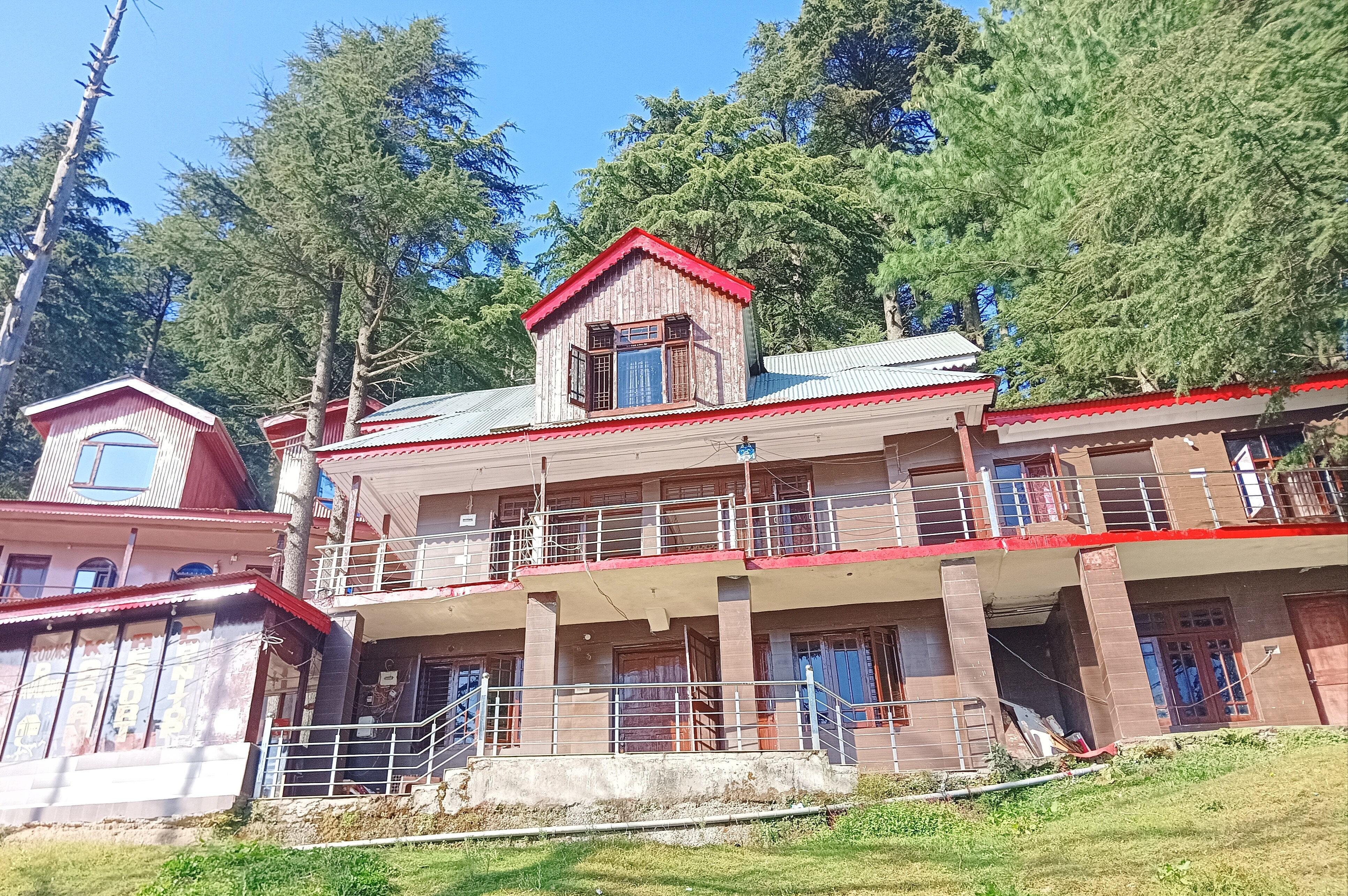Hotel Karan Resort Patnitop