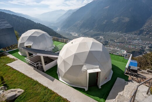 Mystic Heist Resort and Cafe Manali