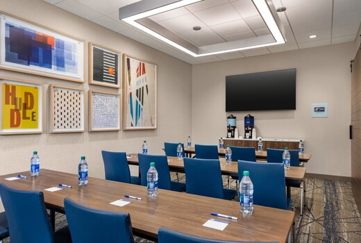 Holiday Inn Express & Suites RHINELANDER