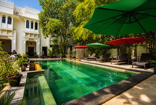 Hotel Pratap Palace