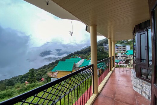 Hotel Monal Inn