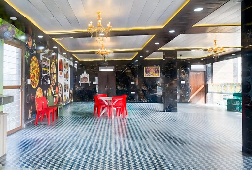 Hotel O Sunshine Resort & Restaurant