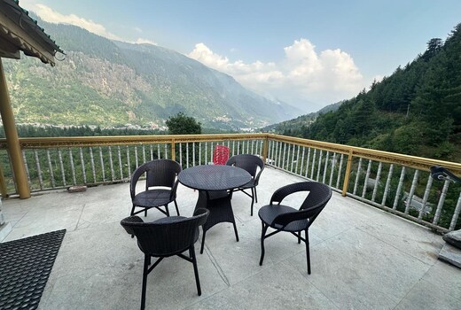 The Sno cottage manali