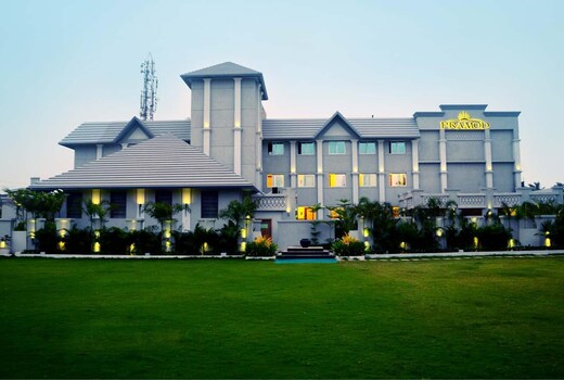 Pramod Convention & Beach Resort