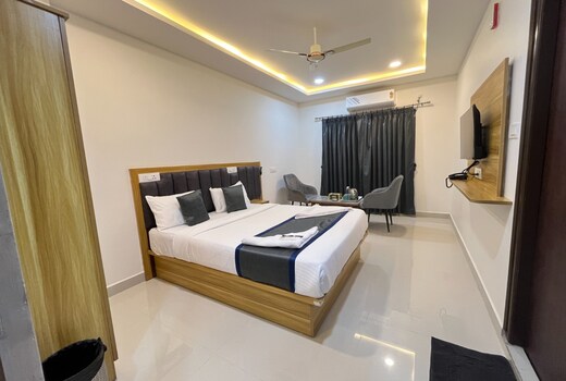 Hotel Vamshi Elite