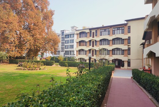Hotel Nehrus