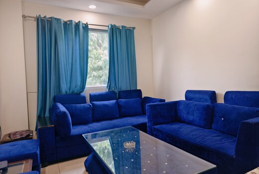 Hostmystay 2BHK Lajpat Nagar Market
