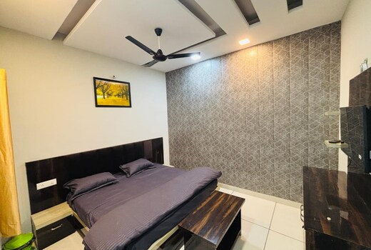 Hotel Royal Niwas And Resturant