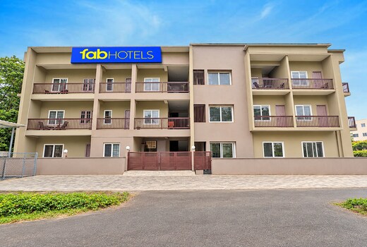 FabHotel Oasis Homes