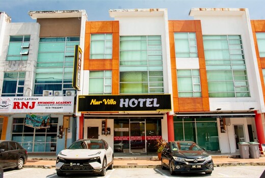 Capital O 91277 Nur Villa Hotel