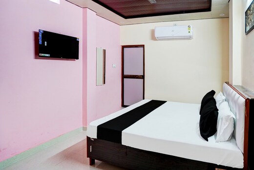 HOTEL O VIRAT