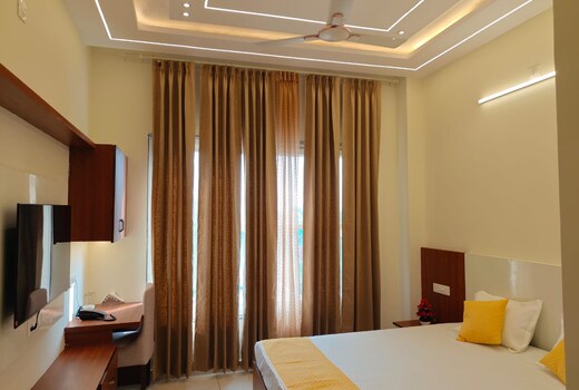 The Shaurya Hotel