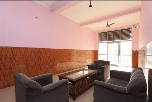 Regal,sidcul sitarganj