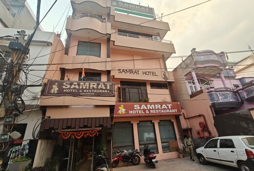 Hotel Samrat