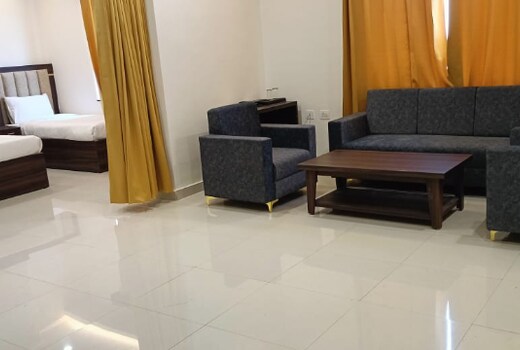 HOTEL GANGA GREENS