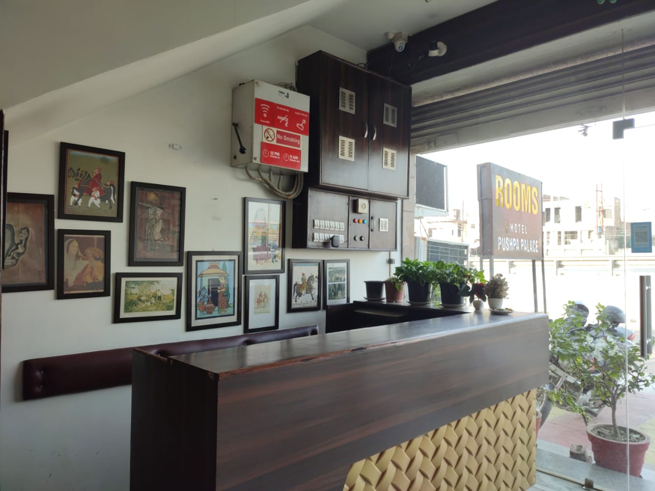 Main gallery