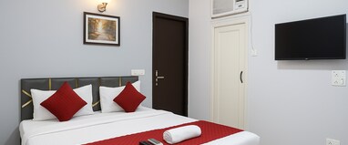 Mauryan Express Hotel Devli Khanpur