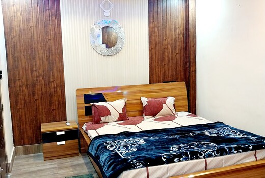 NEIL & NIAL HOMESTAY