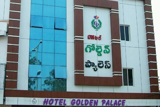 Sri Hotel Golden Palace