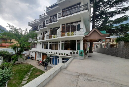 HOTEL SWEET HOME (5 MINS. AWAY FROM MALL ROAD)