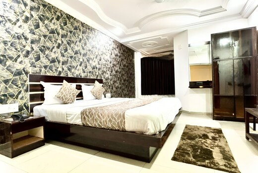 Hotel Dev Palace