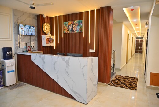 Hotel Divine Elegance
