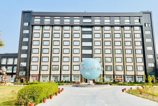 Anandi Magic World